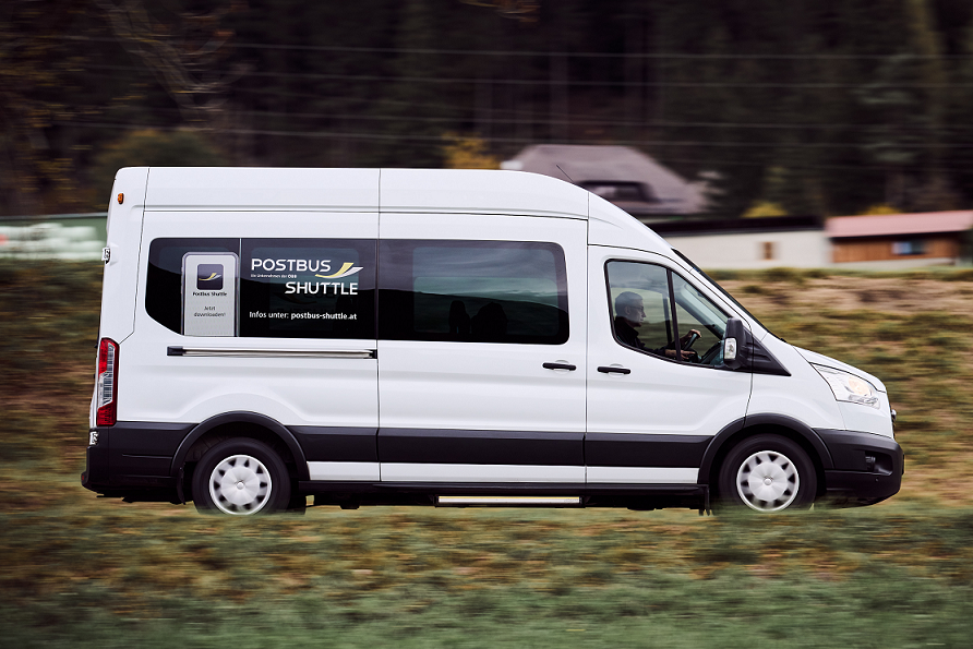 PostbusShuttle ÖBB Marek Knopp